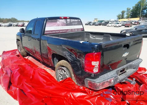 2008 Chevrolet Silverado K1500 z USA, uszkodzony, nr VIN 2GCEK19C281100085